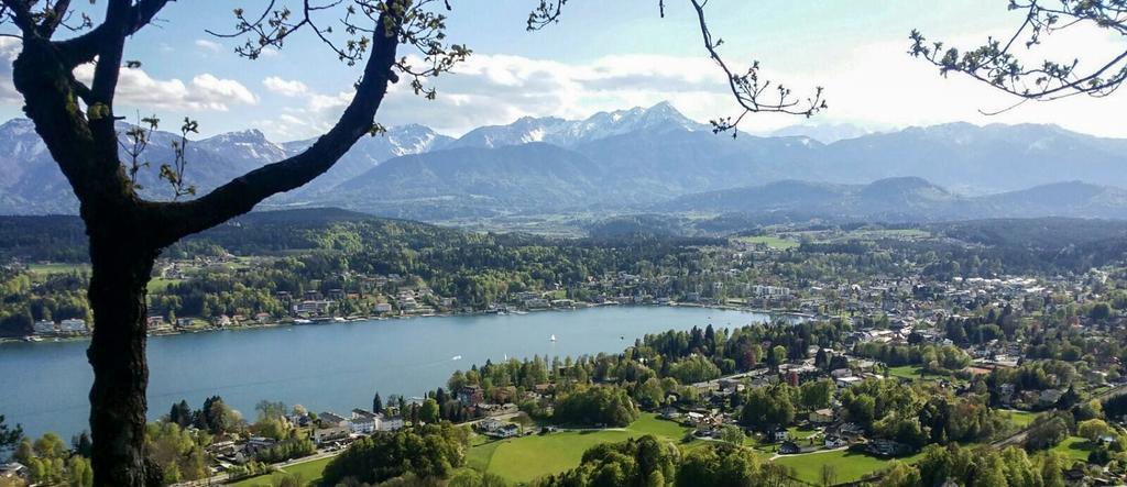 Appartements Gaestehaus Gallob Velden am Worthersee Bagian luar foto